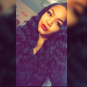 Meet your Posher, Shekinah